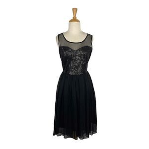 Romeo & Juliet Couture M Black Sequined Dress Sweetheart Neckline Tutu Evening